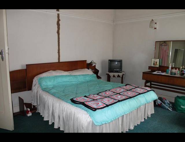 4 BEDROOM HOUSE FOR SALE IN KENSINGTON